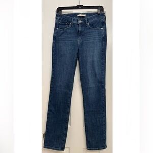 Levi’s Classic Straight Jeans